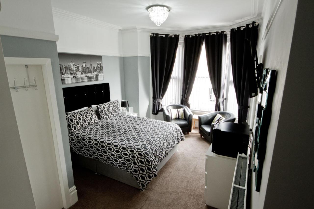 Rossall House , For Families & Couples Blackpool Eksteriør bilde