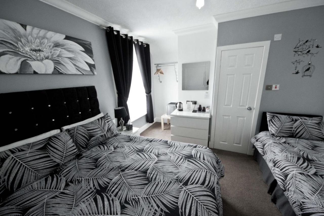 Rossall House , For Families & Couples Blackpool Eksteriør bilde