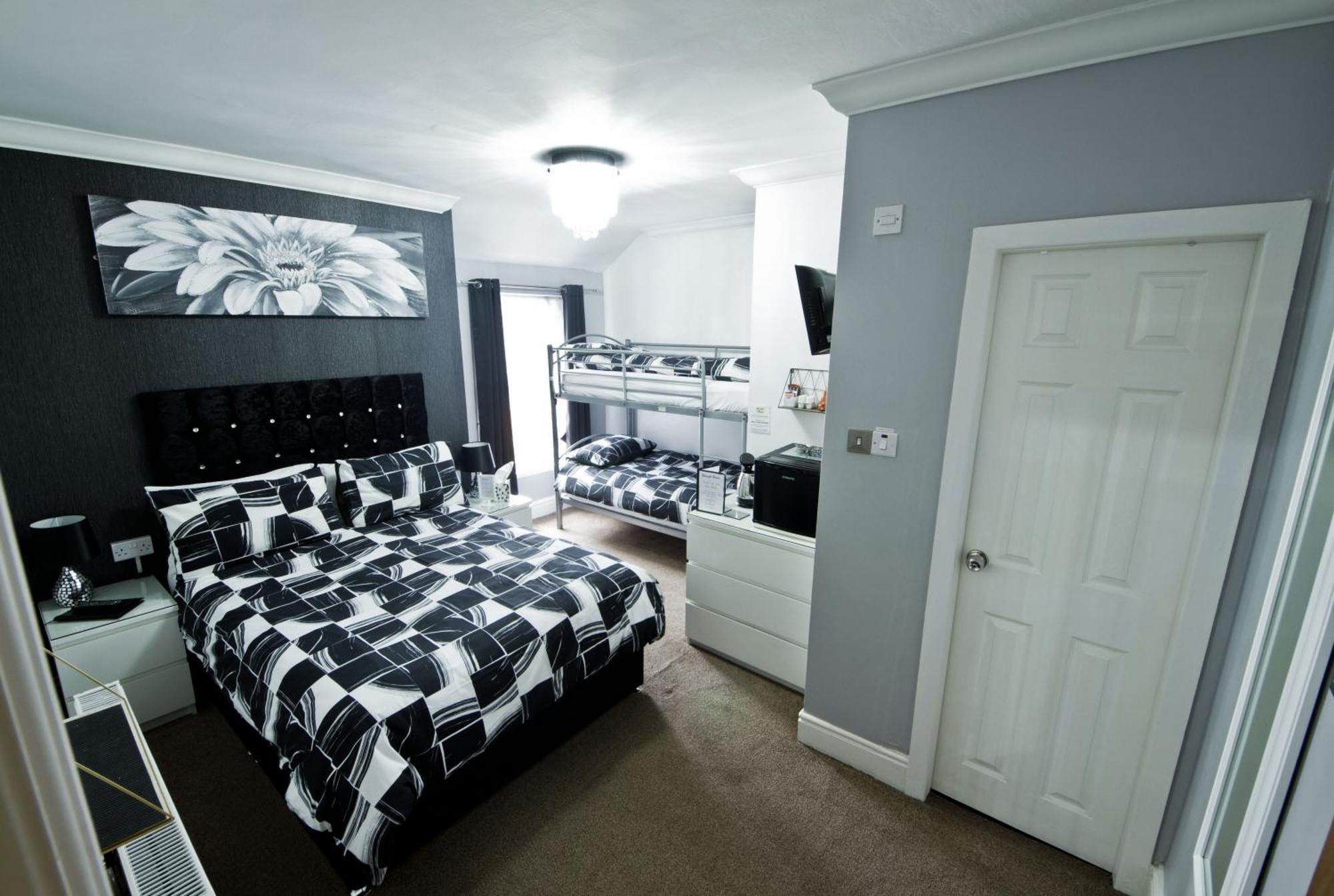 Rossall House , For Families & Couples Blackpool Eksteriør bilde