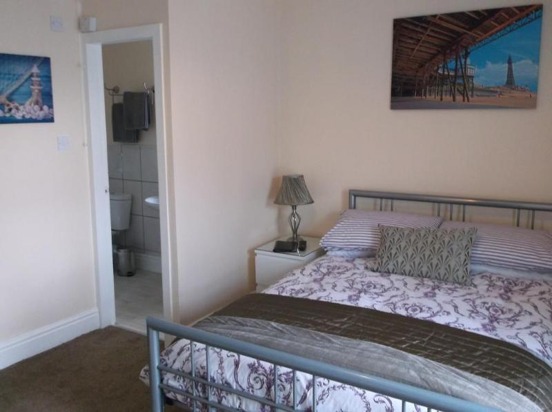 Rossall House , For Families & Couples Blackpool Eksteriør bilde